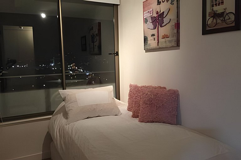 Exclusivo y Seguro Apartamento Parque Arauco