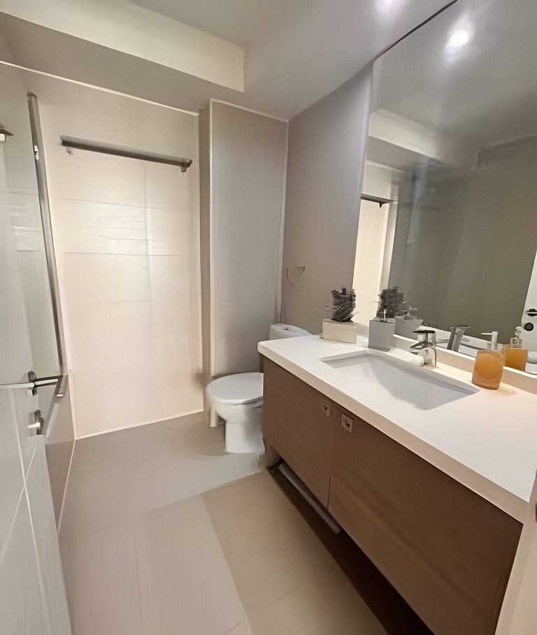 Exclusivo y Seguro Apartamento Parque Arauco