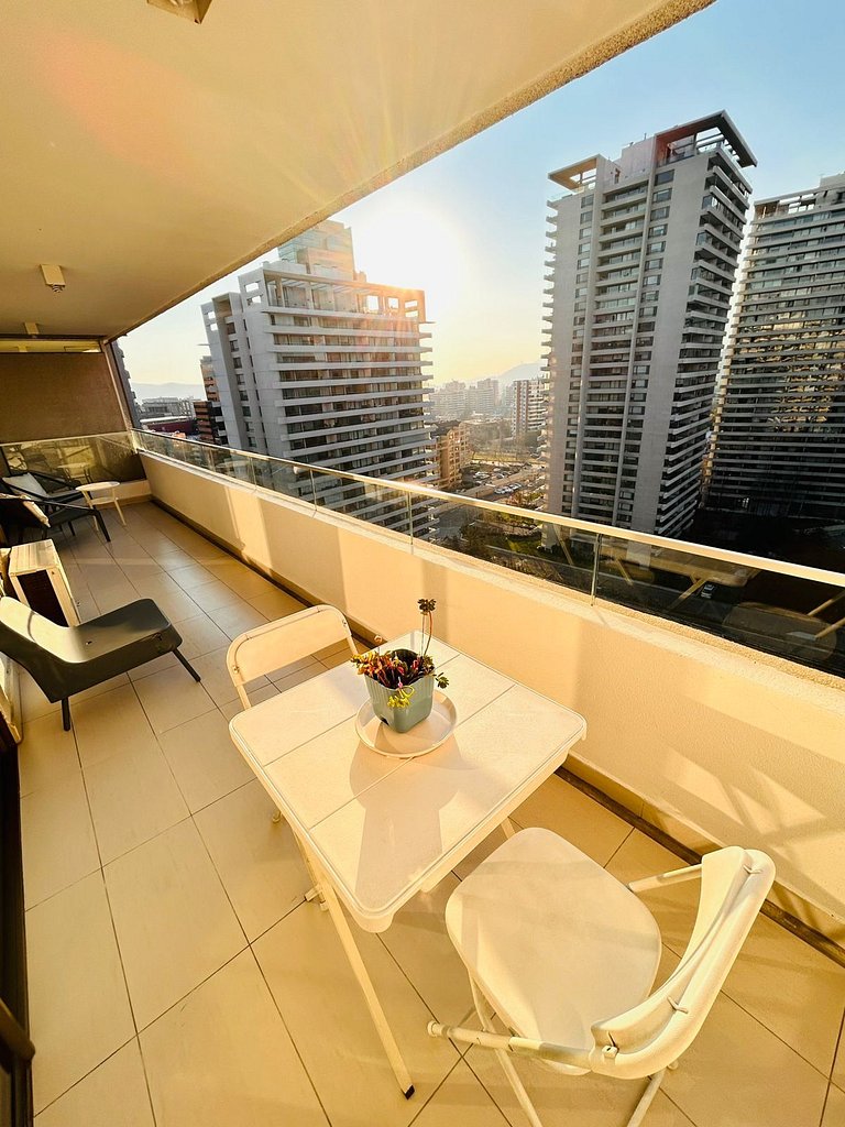 Exclusivo y Seguro Departamento Parque Arauco