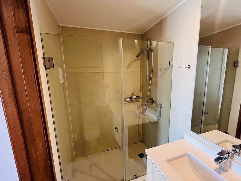 Exclusivo y Seguro Departamento sector El GOLF